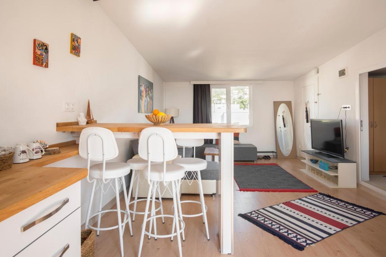 Central, Cozy, 15 Min Walk To The Beach, Fast Wi-Fi, Free Parking, 4Ppl Bodrum Kültér fotó