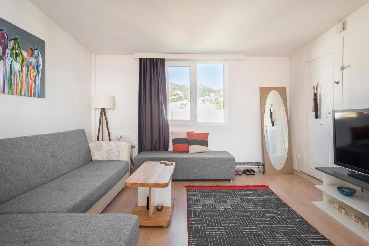 Central, Cozy, 15 Min Walk To The Beach, Fast Wi-Fi, Free Parking, 4Ppl Bodrum Kültér fotó
