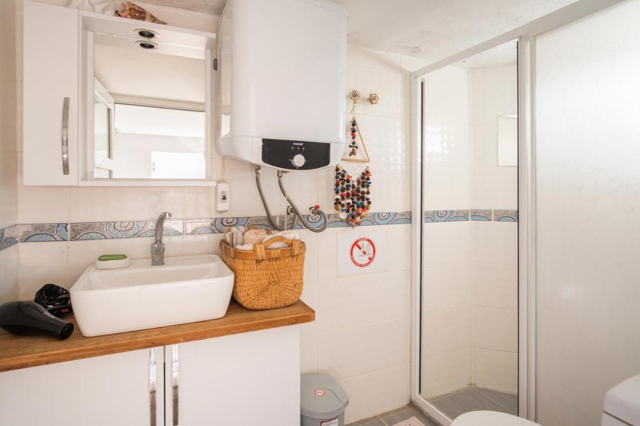 Central, Cozy, 15 Min Walk To The Beach, Fast Wi-Fi, Free Parking, 4Ppl Bodrum Kültér fotó