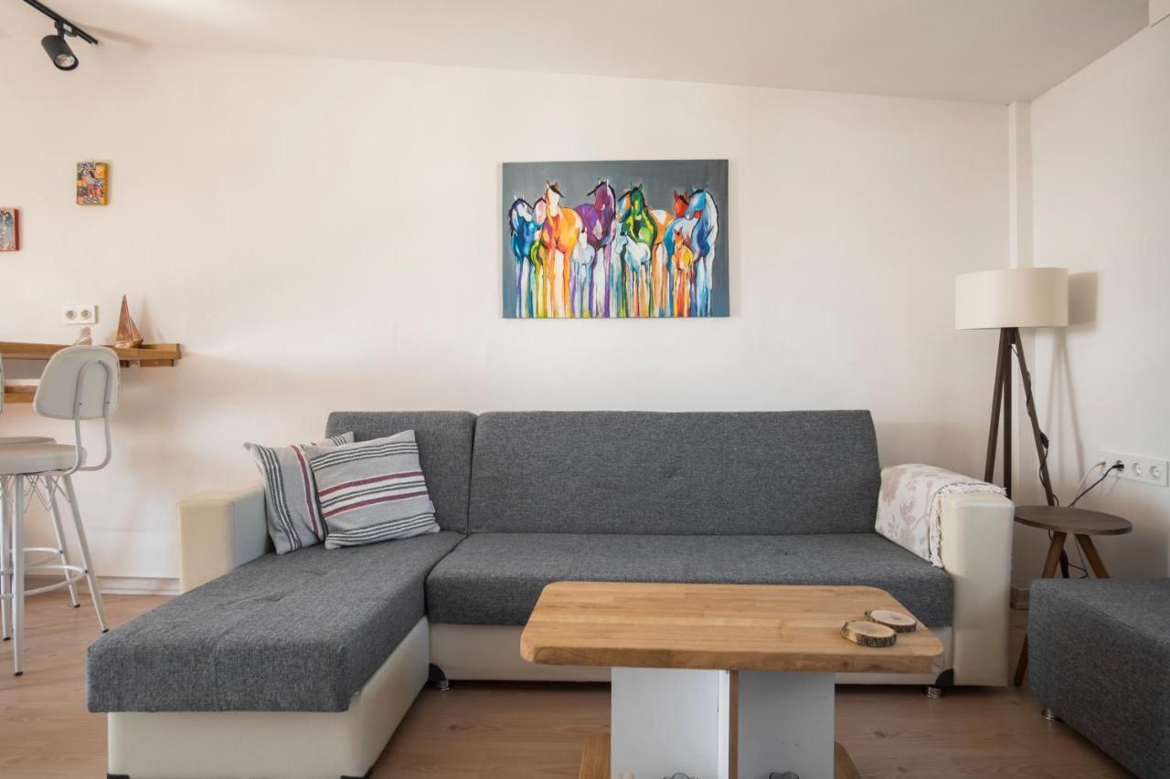 Central, Cozy, 15 Min Walk To The Beach, Fast Wi-Fi, Free Parking, 4Ppl Bodrum Kültér fotó