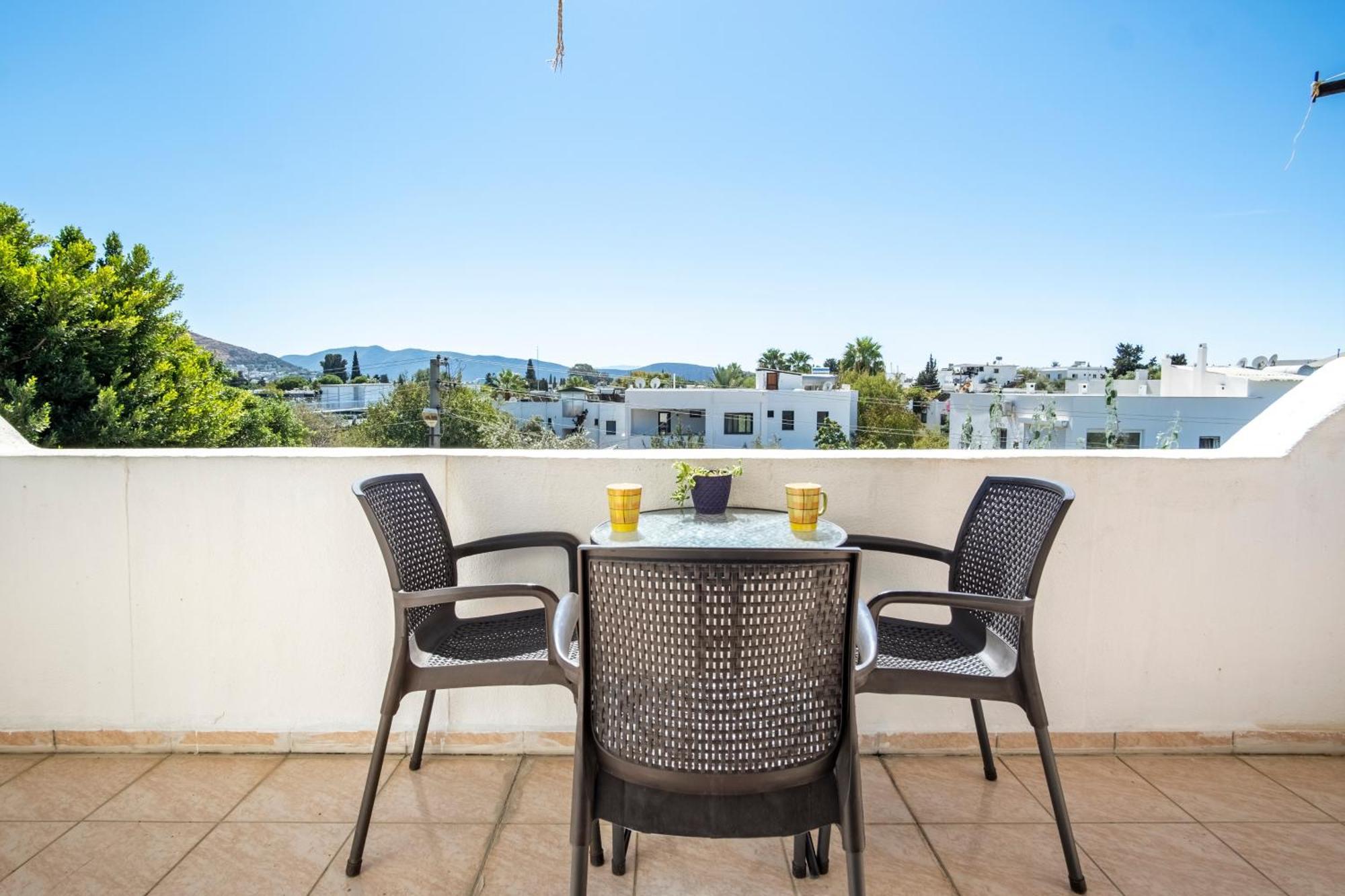 Central, Cozy, 15 Min Walk To The Beach, Fast Wi-Fi, Free Parking, 4Ppl Bodrum Kültér fotó